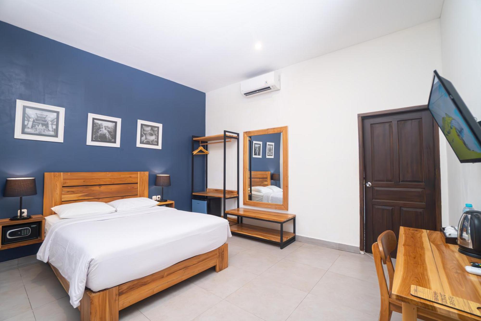 Отель La Casa Jogja Kejayan Экстерьер фото